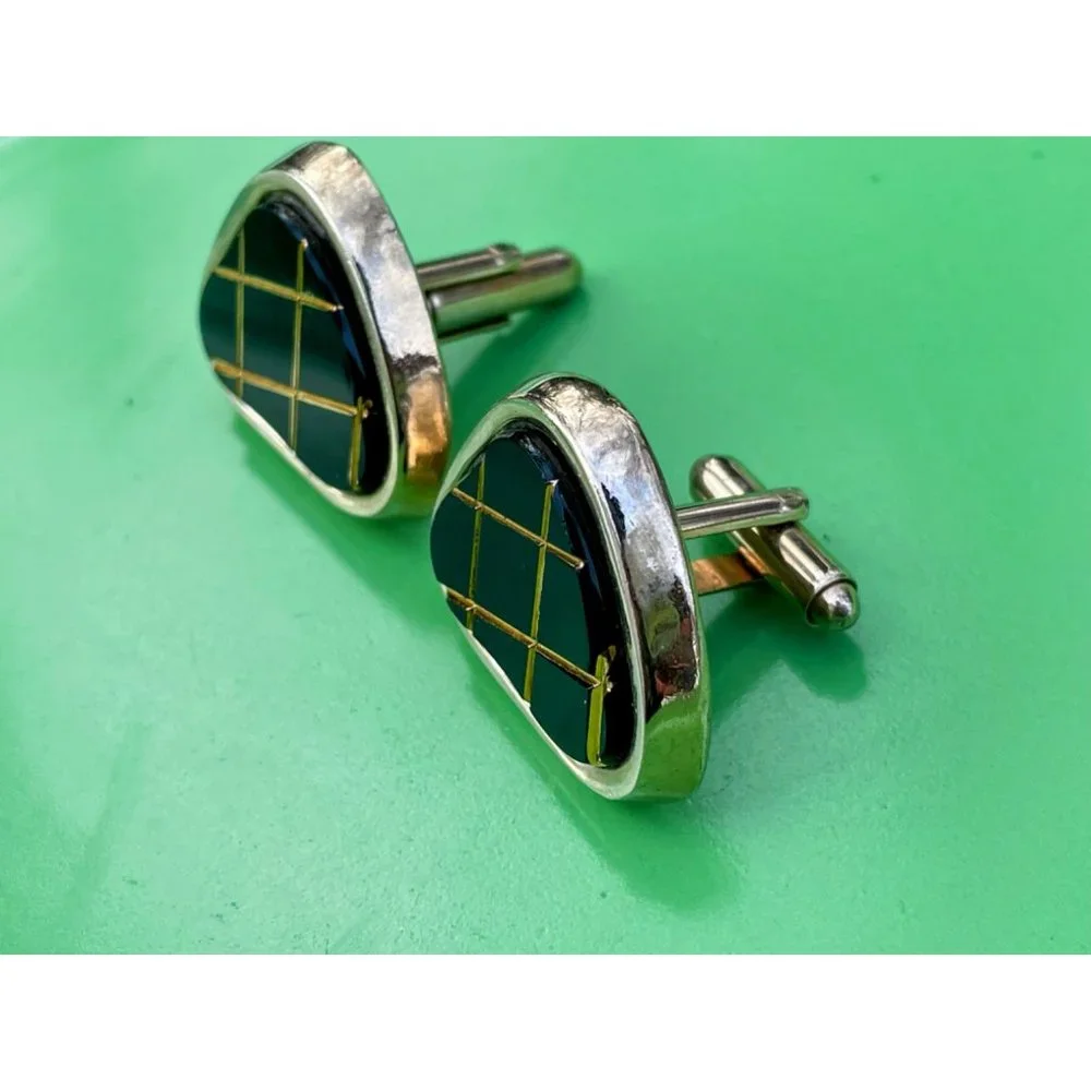 Vintage 1960s Chunky Mens Cufflinks Black Glass Matrix - Picture 8 of 8